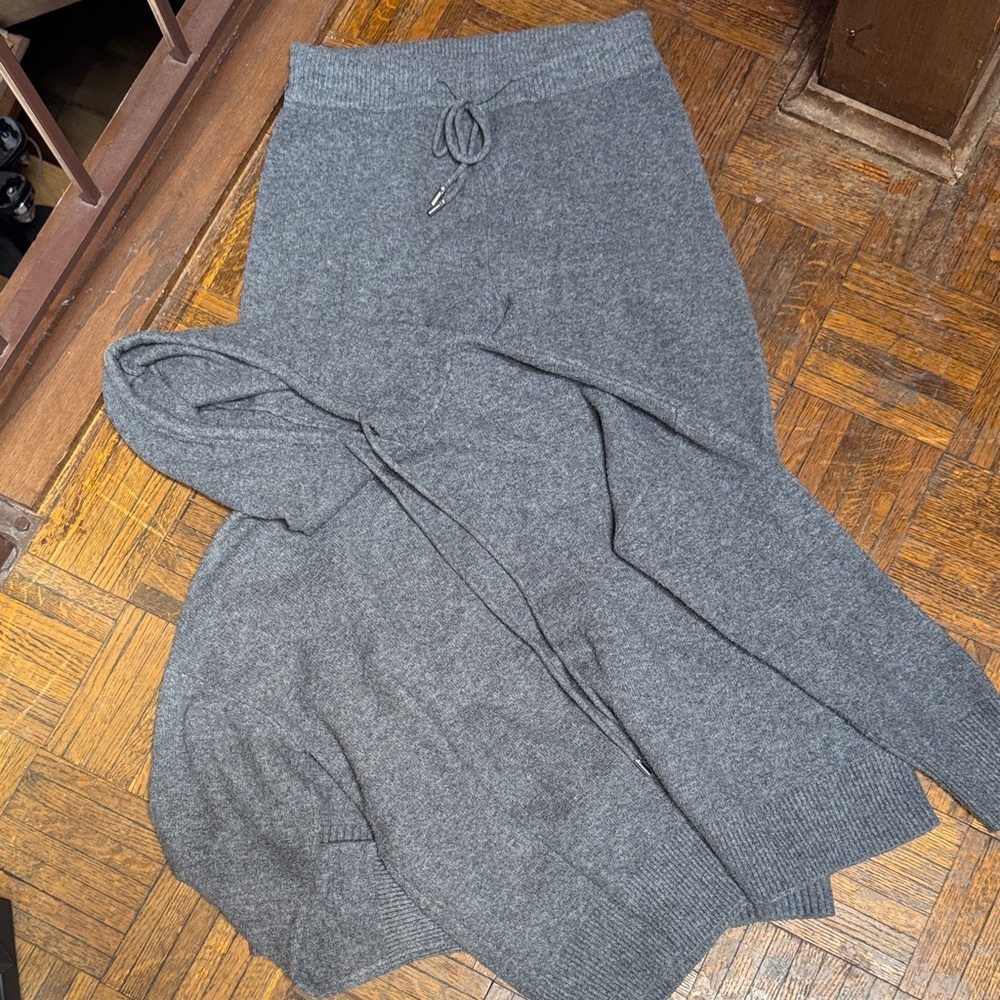 Zara Gray Women's Sweater Pant Set